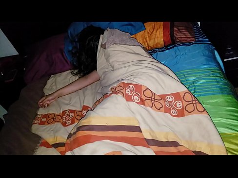 ❤️ Stepson jgħajjar lill-mara żagħżugħa tiegħu waqt li torqod. ❤ Porno f'mt.tubsexercom.ru